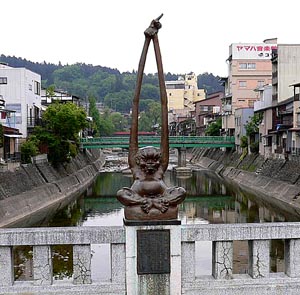takayama8s.jpg